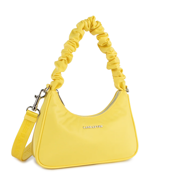 Petit sac besace lancaster 510-68-JAUNE
