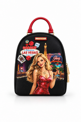 Face : Sac à dos Nicole Lee collection Las Vegas, vue de face
Porté : Femme portant le sac à dos Nicole Lee Las Vegas
Ouvert : Deux compartiments zippés du sac à dos Nicole Lee Las Vegas
Dos : Bretelles ajustables du sac à dos Nicole Lee Las Vegas